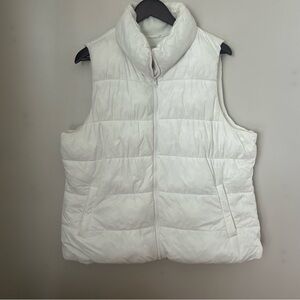 Old Navy Vest White Quilted Puffer Frost Free Sea Salt Zip Up Neutral Casual